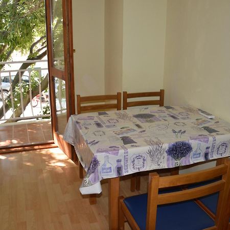 Apartmani Roko Drvenik  Exterior foto