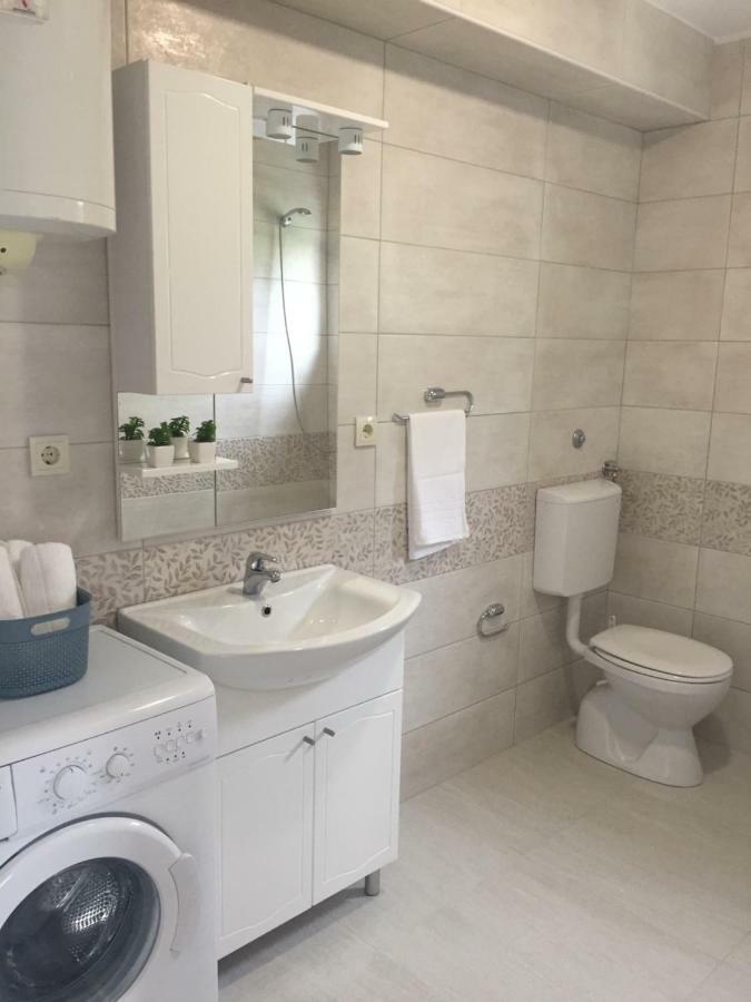 Apartmani Roko Drvenik  Exterior foto